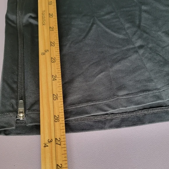 Spanx Transformation Black Side Zipper Racerback Tank Top Size M NWT - Picture 13 of 13